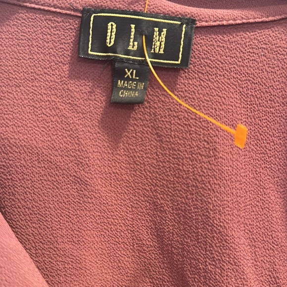 OLM Women’s Blouse with smocked bottom, v neck quarter sleeve - xl - Picture 3 of 4